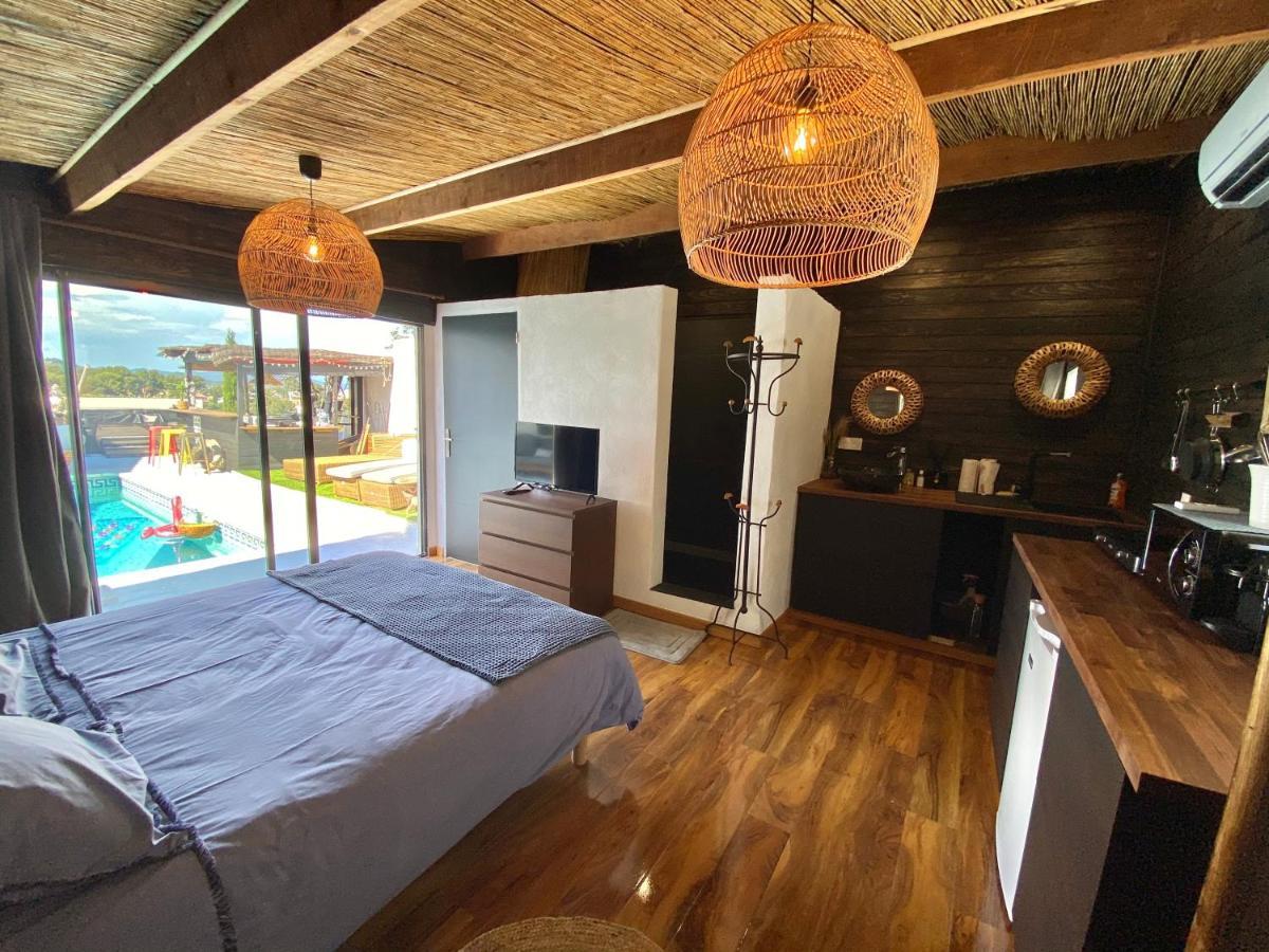 Bastide De La Joie De Vivre Hotel Hyeres Bagian luar foto