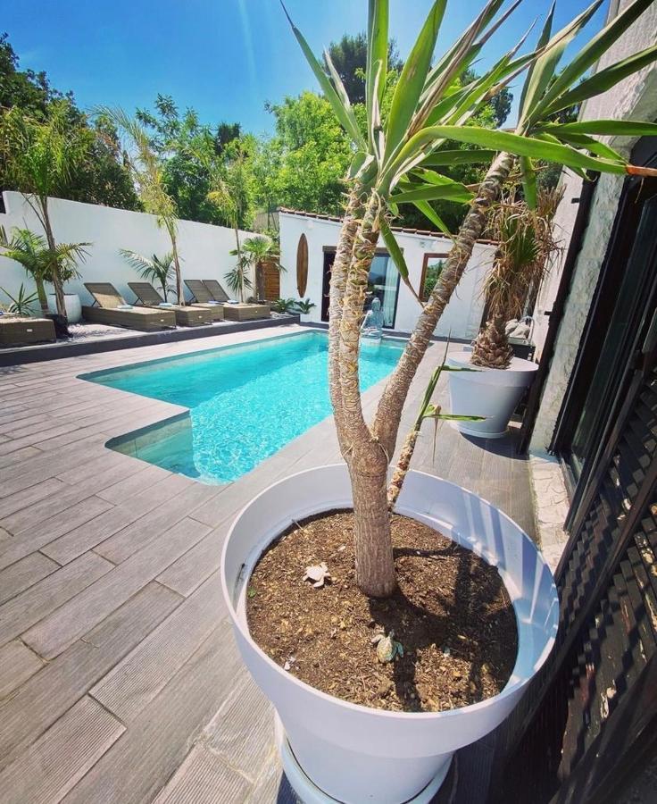 Bastide De La Joie De Vivre Hotel Hyeres Bagian luar foto