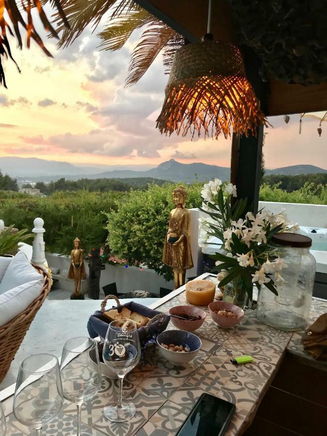 Bastide De La Joie De Vivre Hotel Hyeres Bagian luar foto